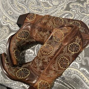 Embroidered Brown Cowboy Boots